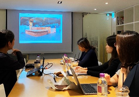 A image of Doosan Curator Workshop